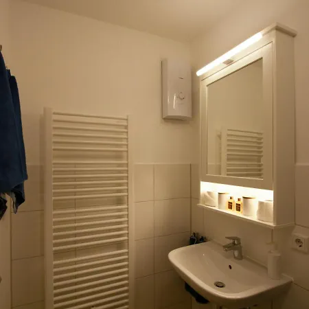 Haus Im Schilf 1 - Ferienwohnungen Am Hainer See Bei Leipzig Neukieritzsch Buitenkant foto